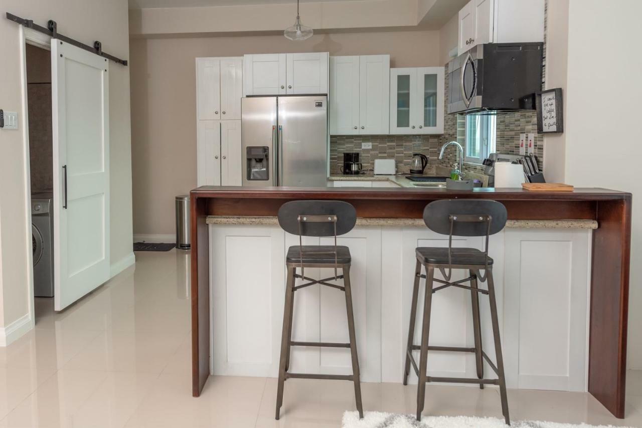 The Crimson Apartment Кингстон Экстерьер фото